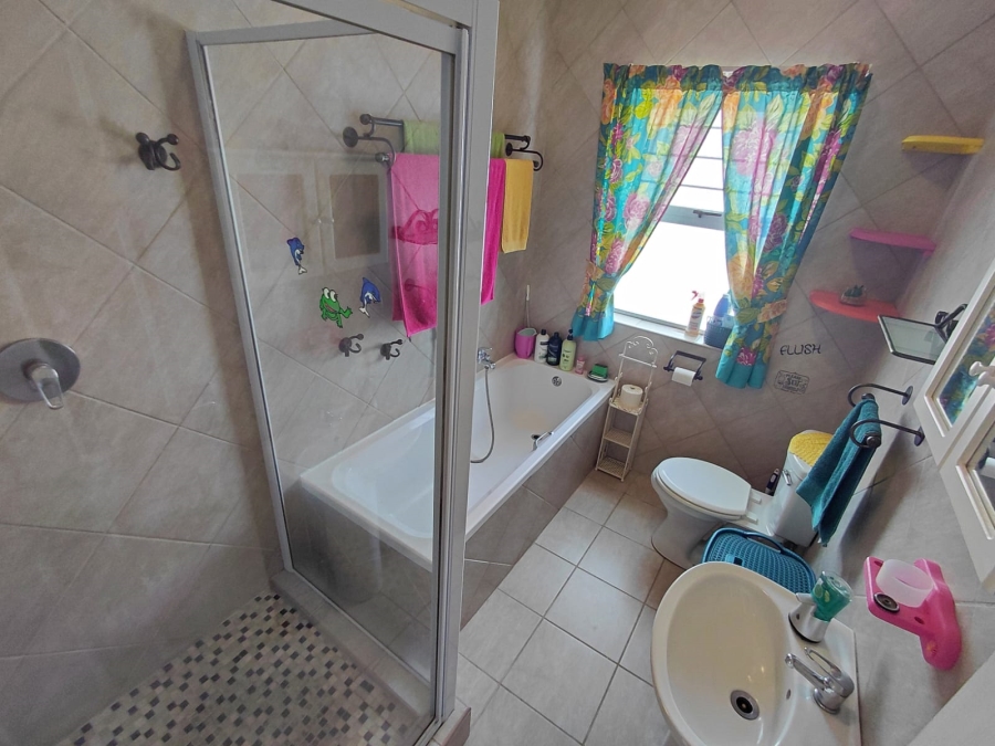 2 Bedroom Property for Sale in Fountains Estate Eastern Cape